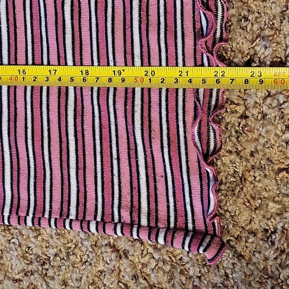 Candie's top. - Picture 6 of 6